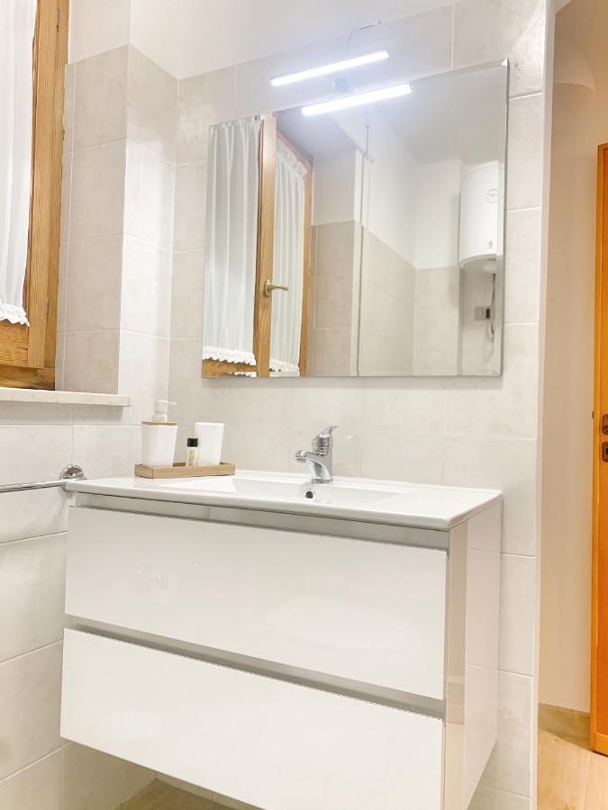 Grazia'S Apartment Сассарі Екстер'єр фото